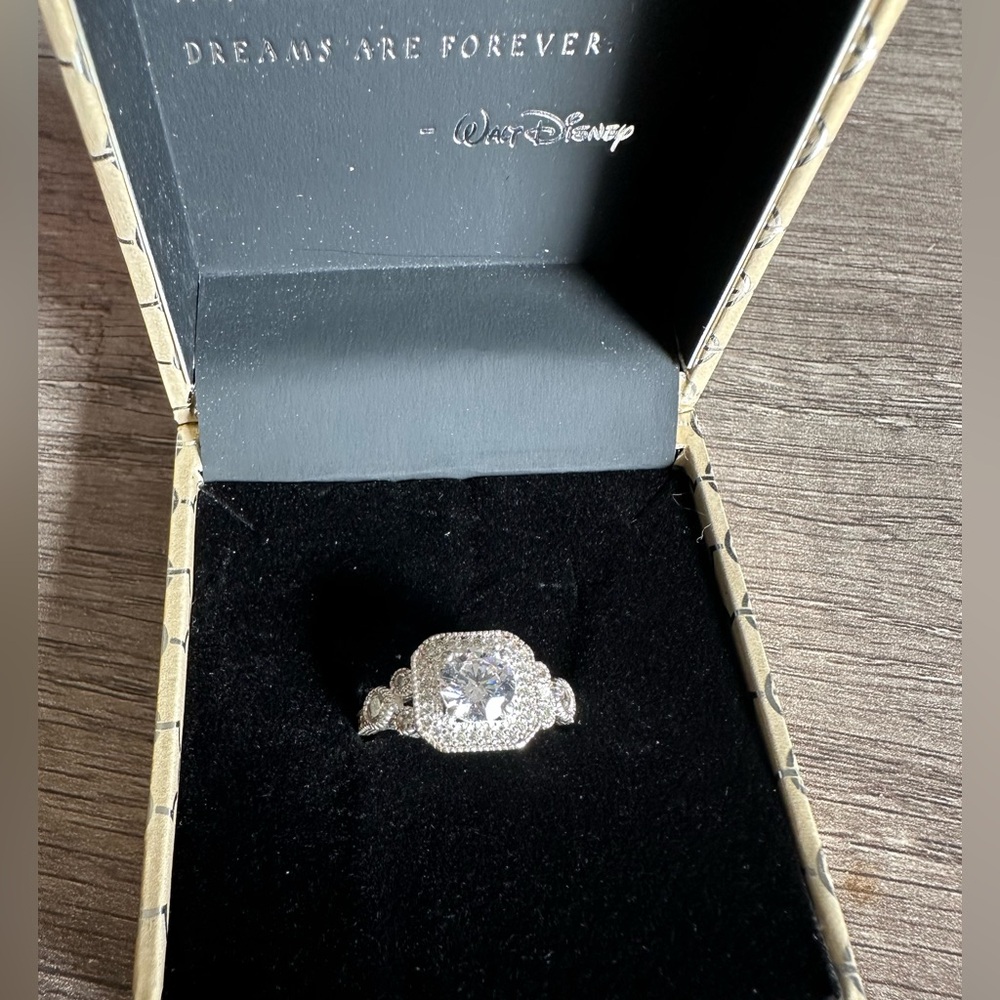 Disney Rebecca Hook ring - sterling silver